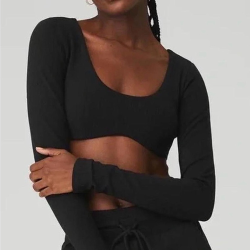 ALO Yoga Black Long Sleeve Crop Top